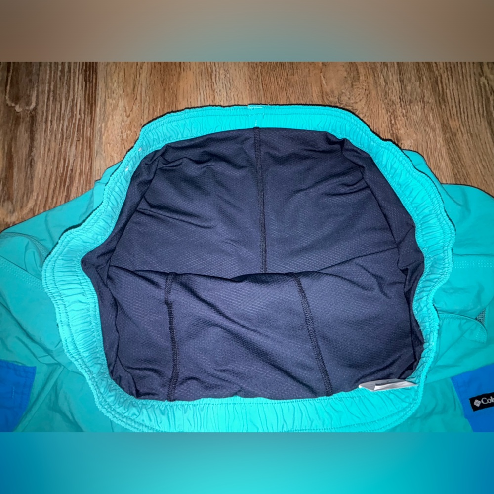 Men’s Columbia Swim Shorts😎 - Picture 4 of 4
